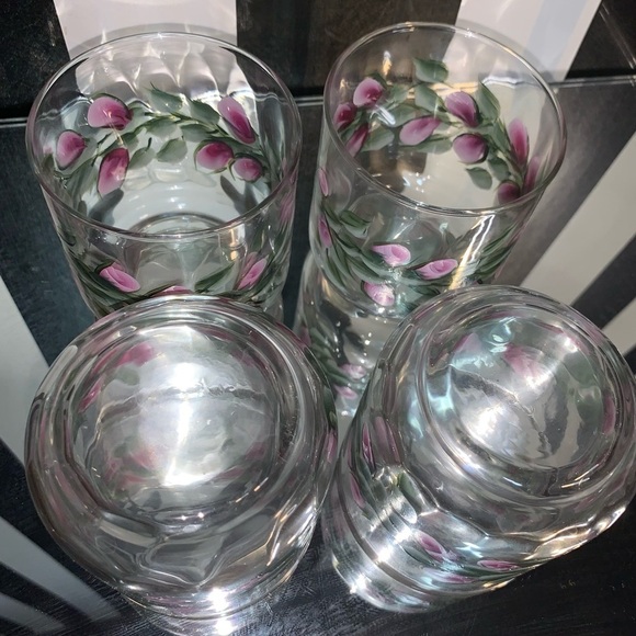 Set of 4 Hand Painted Vintage Juice Glasses 4 oz Cottage Core Boho Cute Cups - Picture 4 of 6